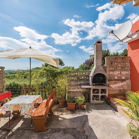 Awesome Home In Porec With House Sea View Extérieur photo