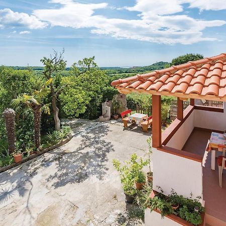 Awesome Home In Porec With House Sea View Extérieur photo