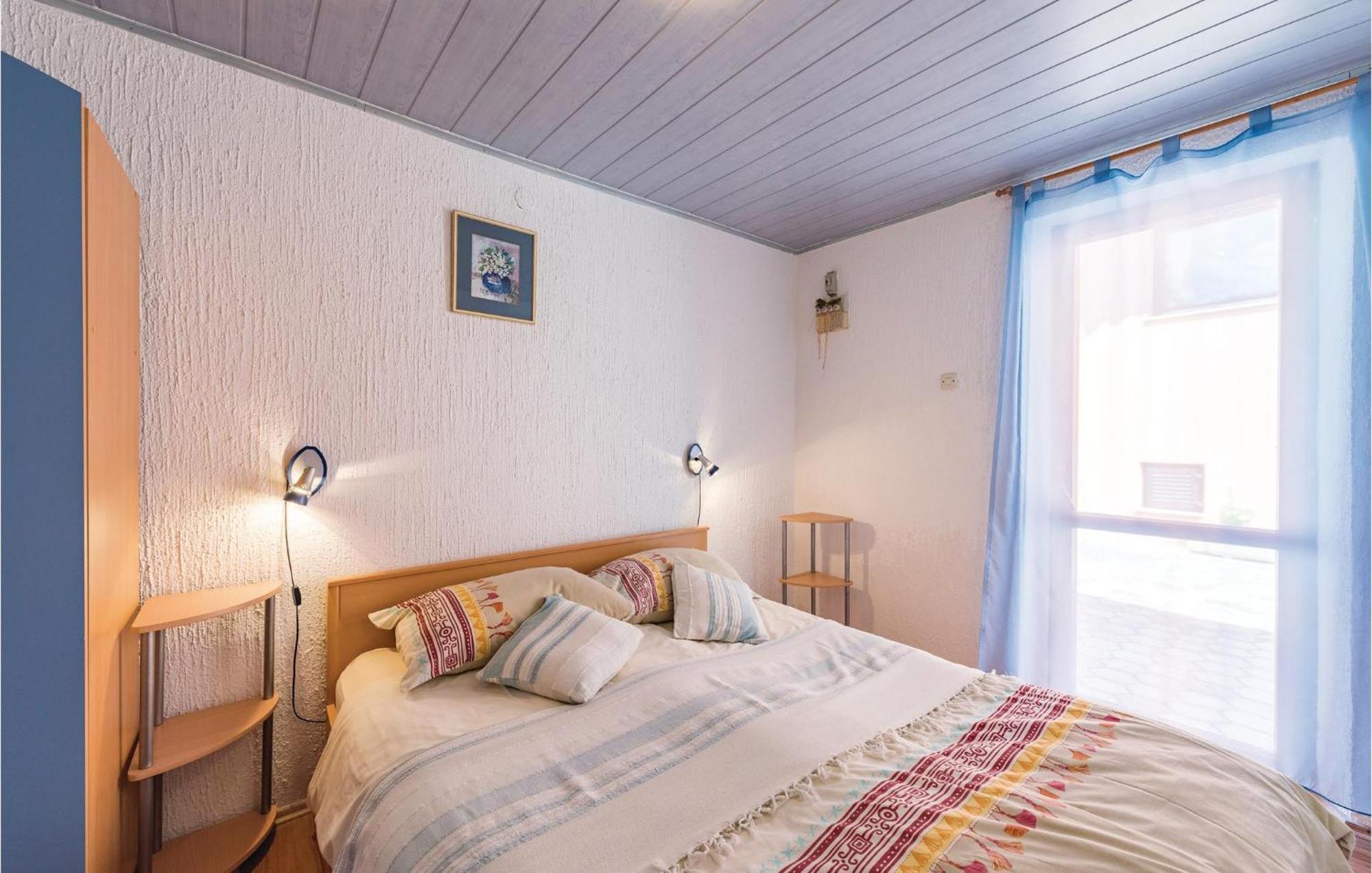 Awesome Home In Porec With House Sea View Extérieur photo